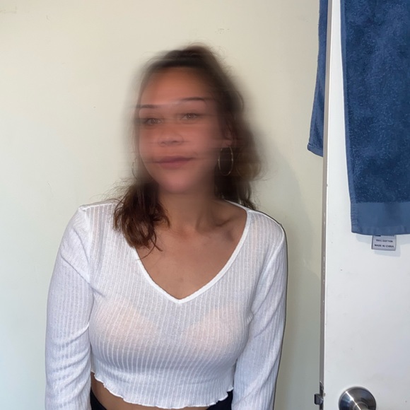 Meet your Posher, Harmony - Picture 1 of 1